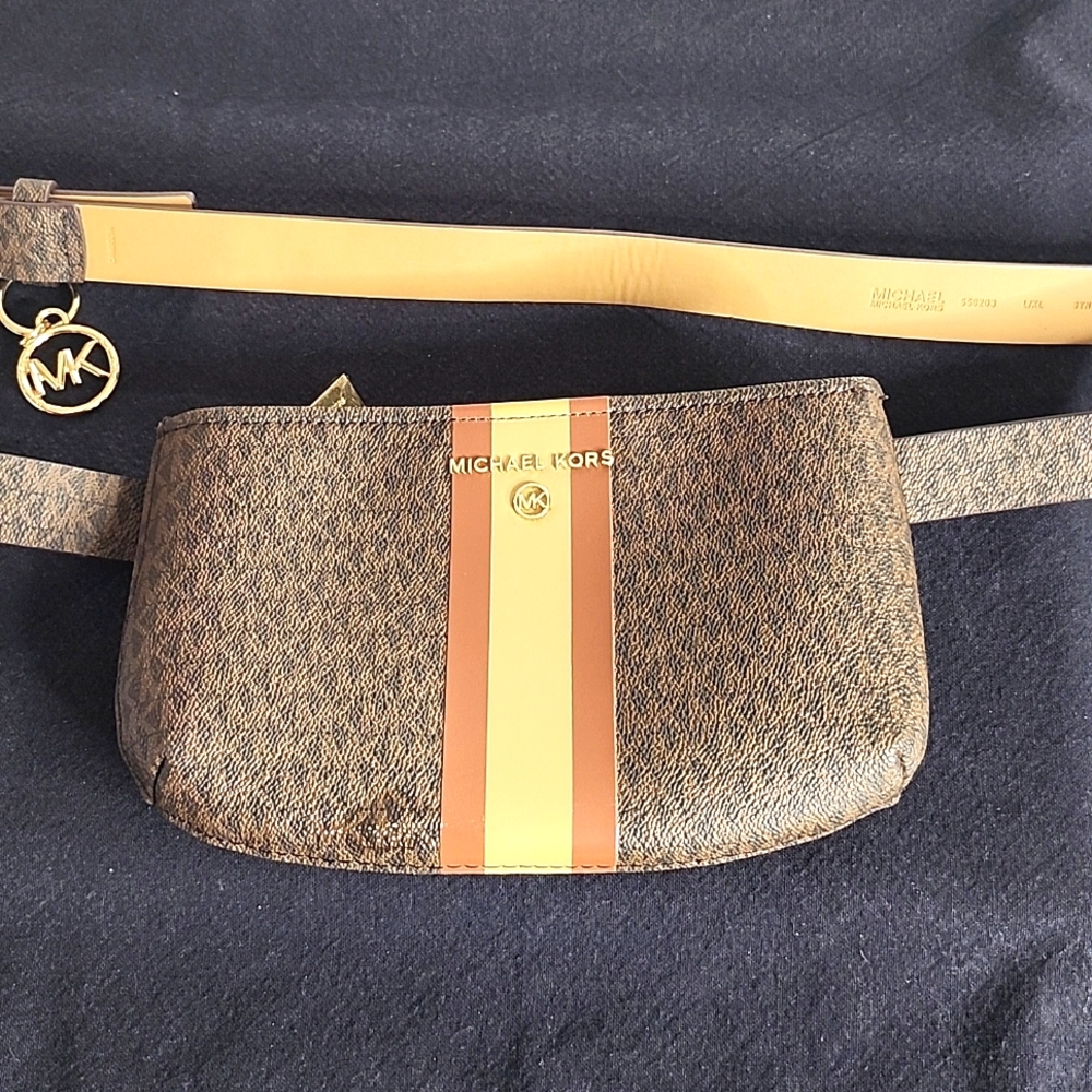NWOT Michael Kors Logo Center Stripe Belt Bag Fanny Pack Wallet in Brown